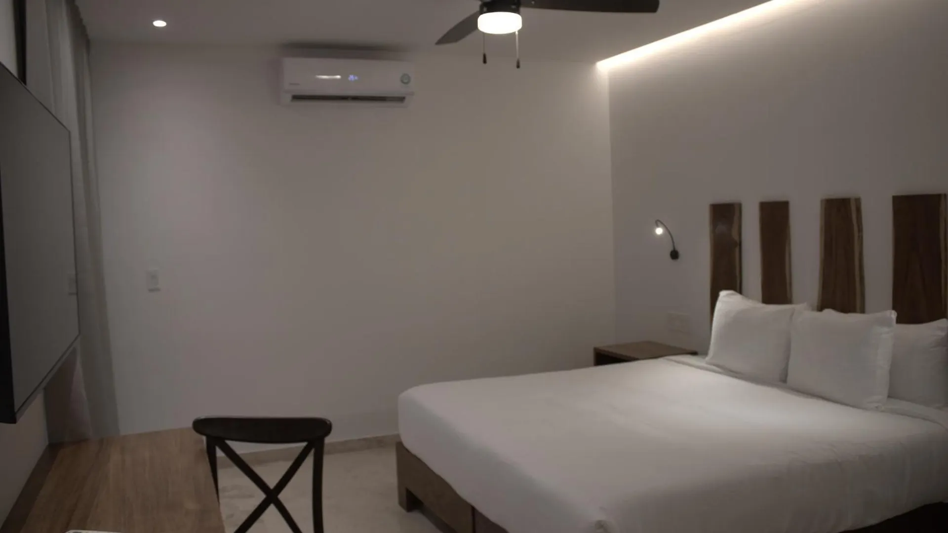 Aparthotel Hotel B10 - Distinctive Hotel- Playa del Carmen Mexico