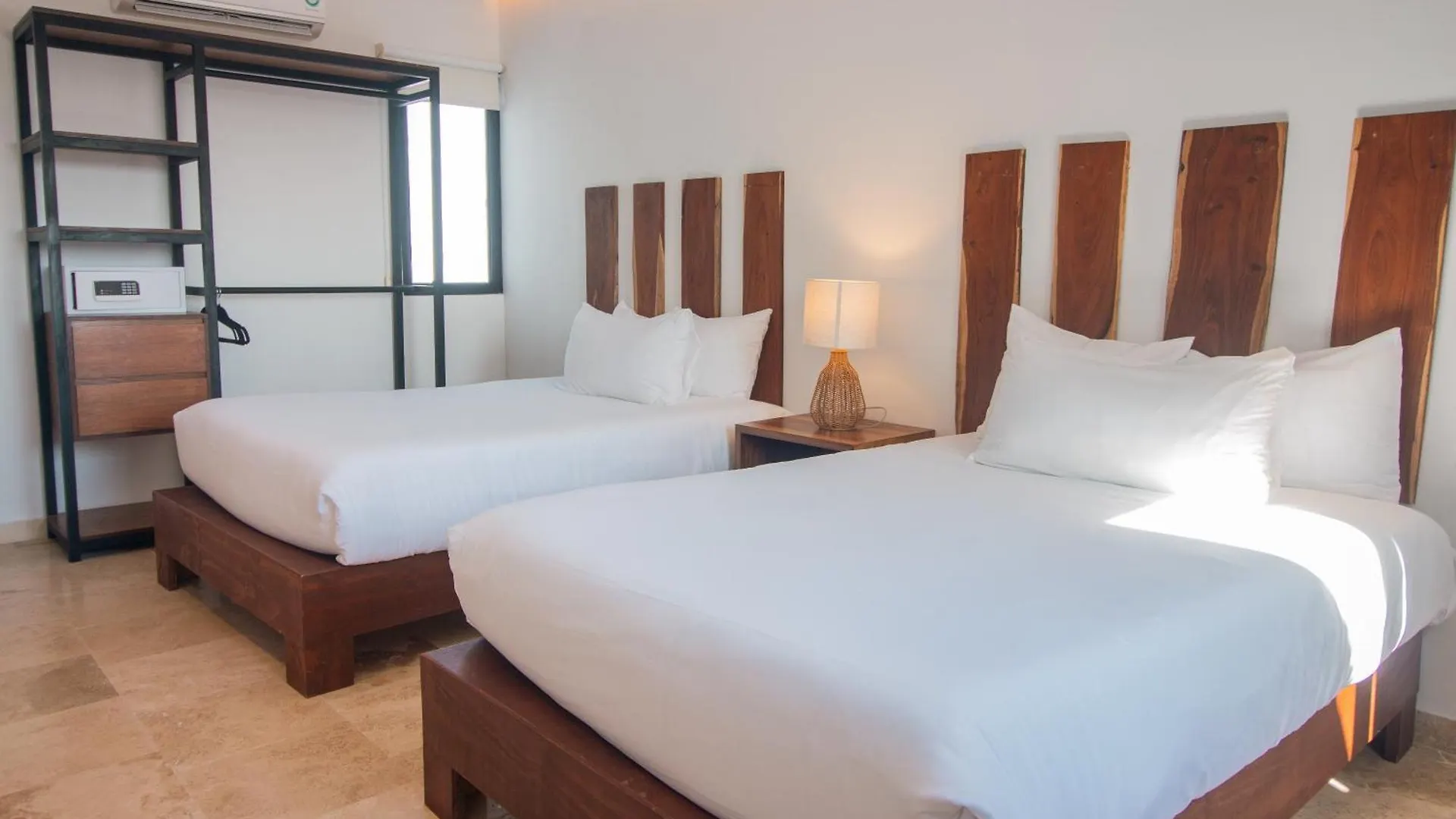 Hotel B10 - Distinctive Hotel- Playa del Carmen