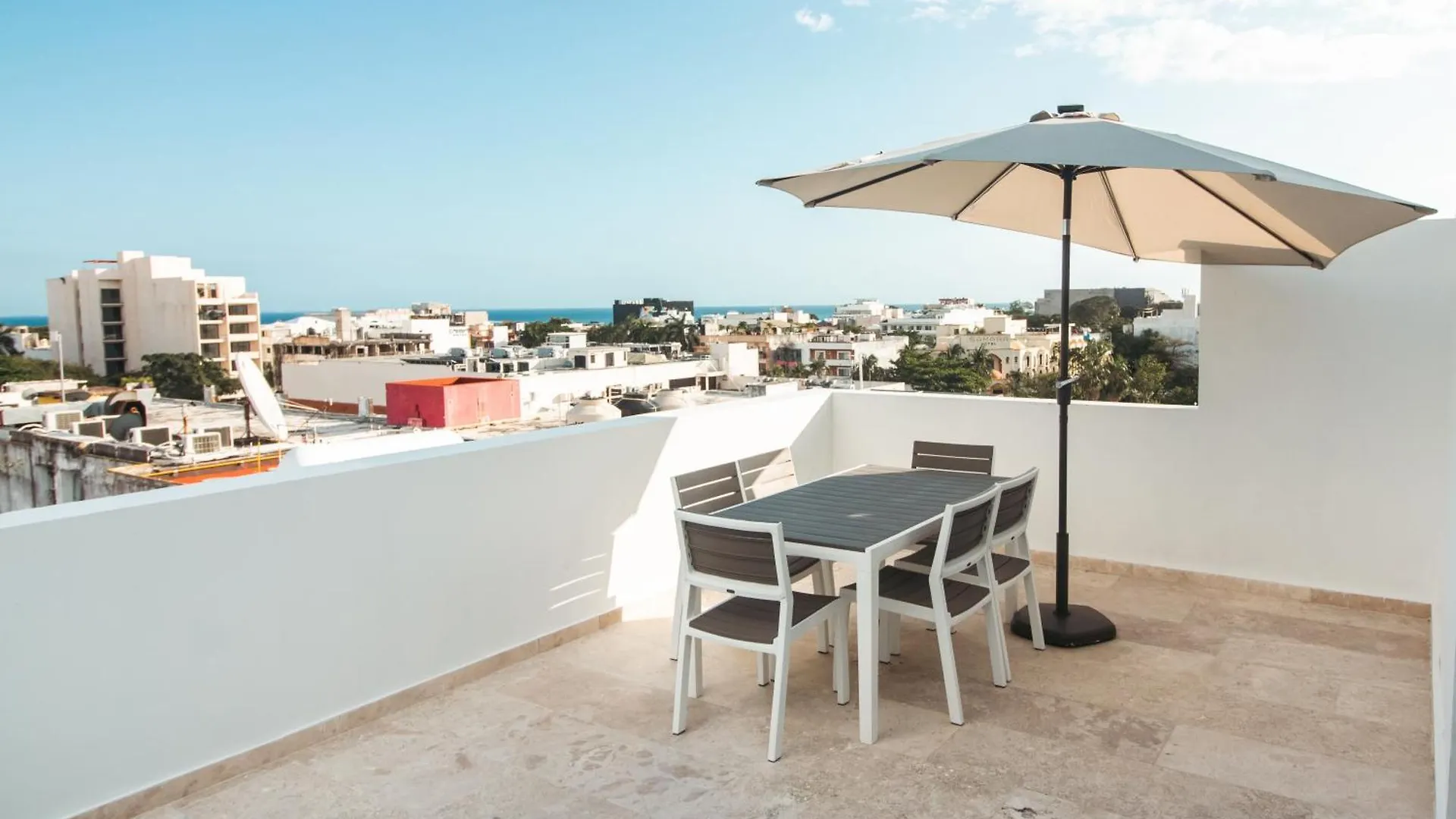Aparthotel Hotel B10 - Distinctive Hotel- Playa del Carmen